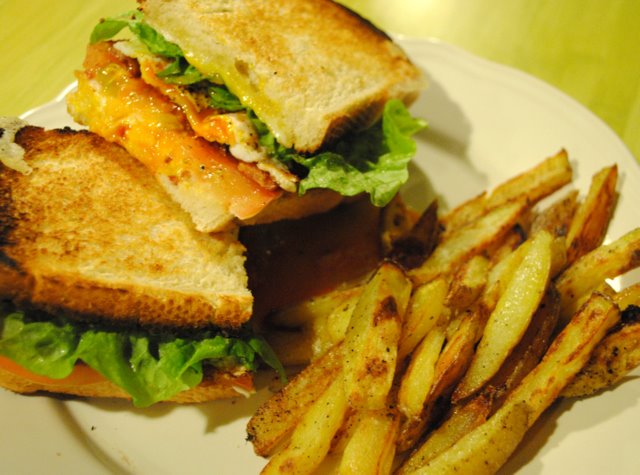 Spanglish-sandwich-oven-fries Spanglish-sandwich-oven-fries