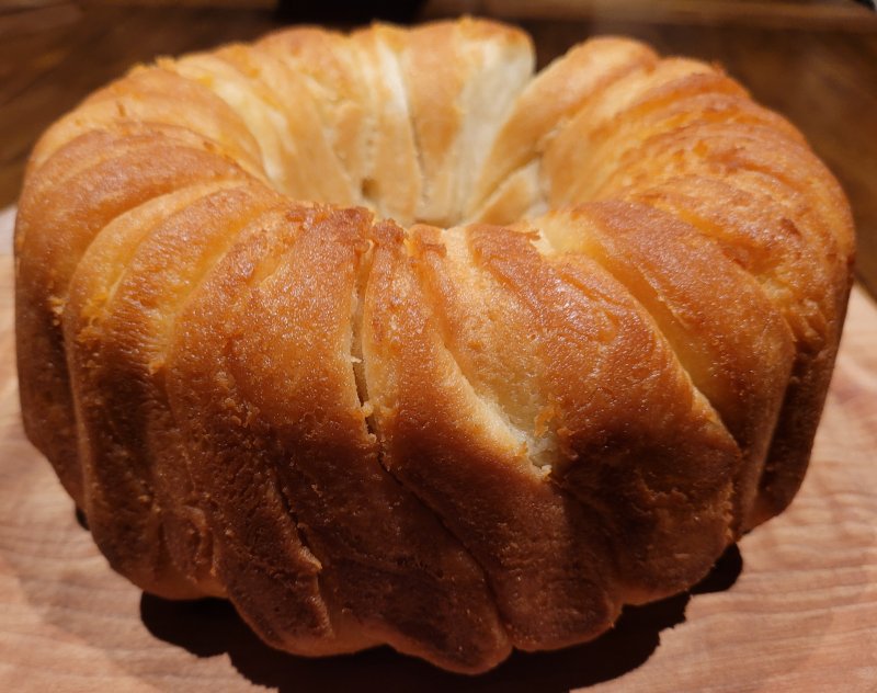 Breadwhole Breadwhole