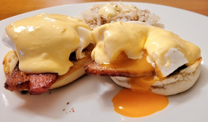 Hollandaise-benny