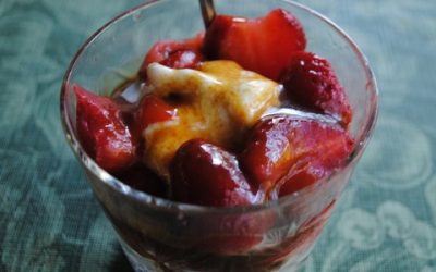 Warm Caramel Strawberry Sundaes