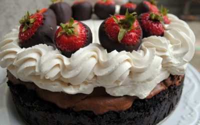 CHOCOLATE MOUSSE PIE