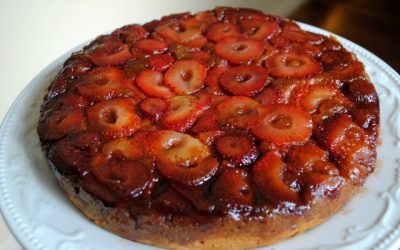 STRAWBERRY UPSIDE-DOWN CAKE