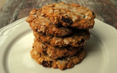OLD FASHIONED OATMEAL COOKIES