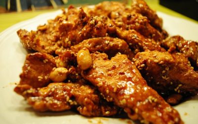 KOREAN CRISPY CHICKEN with Sweet and Spicy Sauce