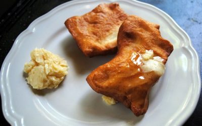 SOPAPILLAS
