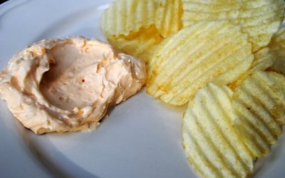 MOM’S CHEESE DIP
